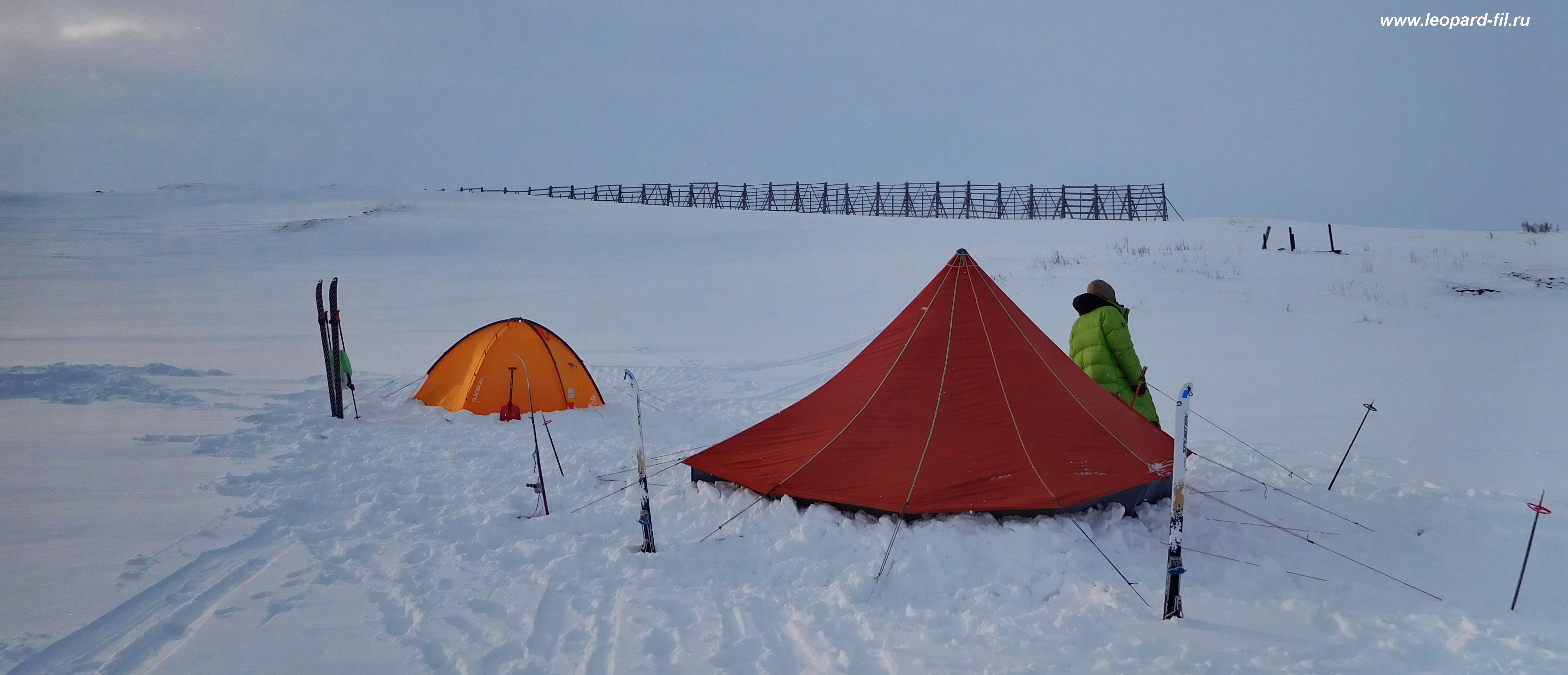 Однослойная палатка зимой - сравниваем с двухслойной